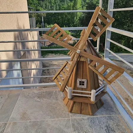 L' Echappee Du Camboux - Votre Evasion Au Coeur De La Nature - Promotion De Derniere Minute La Tronche  Exterior photo